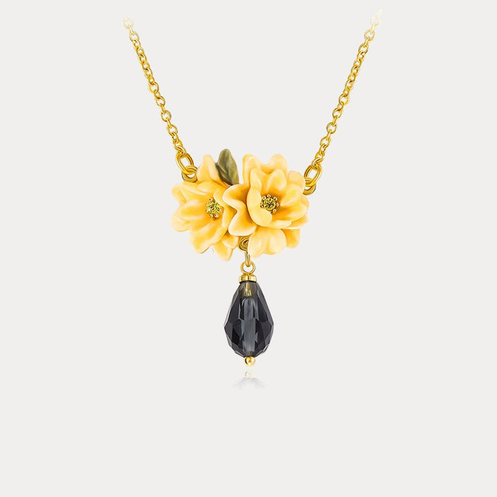 Gardenia Necklace