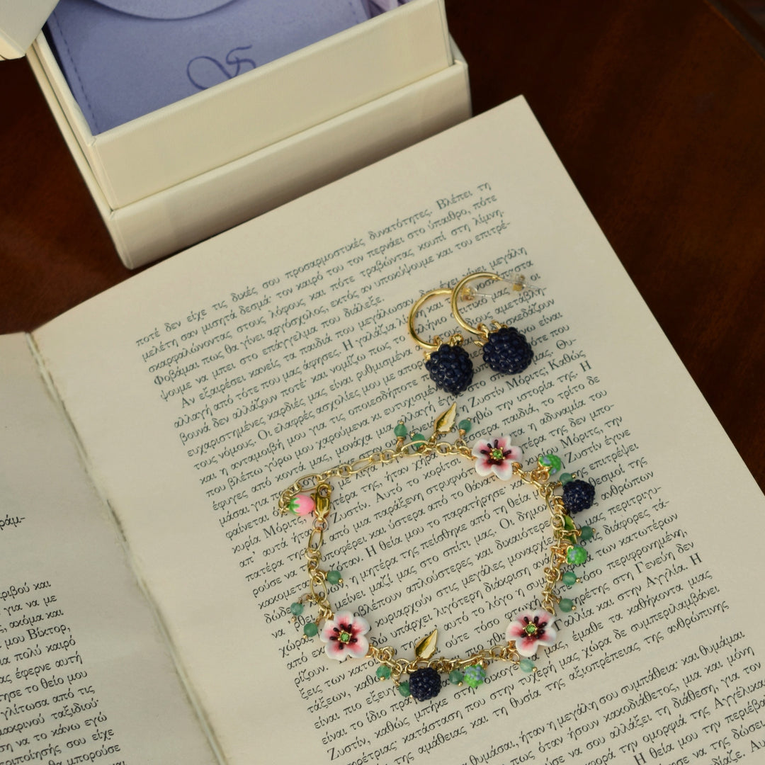 Blackberry Flower Beads Bracelet