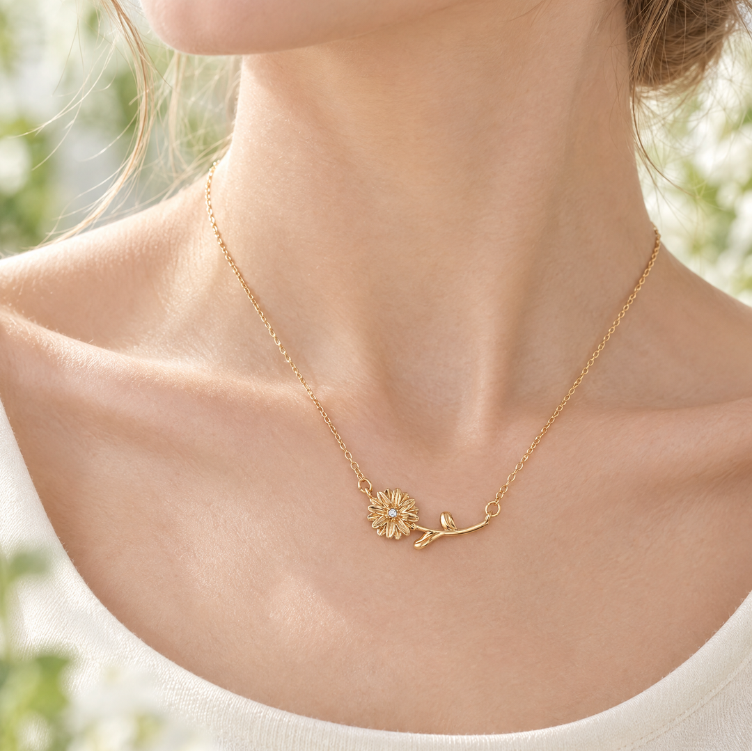 Daisy Necklace - April Birth Flower