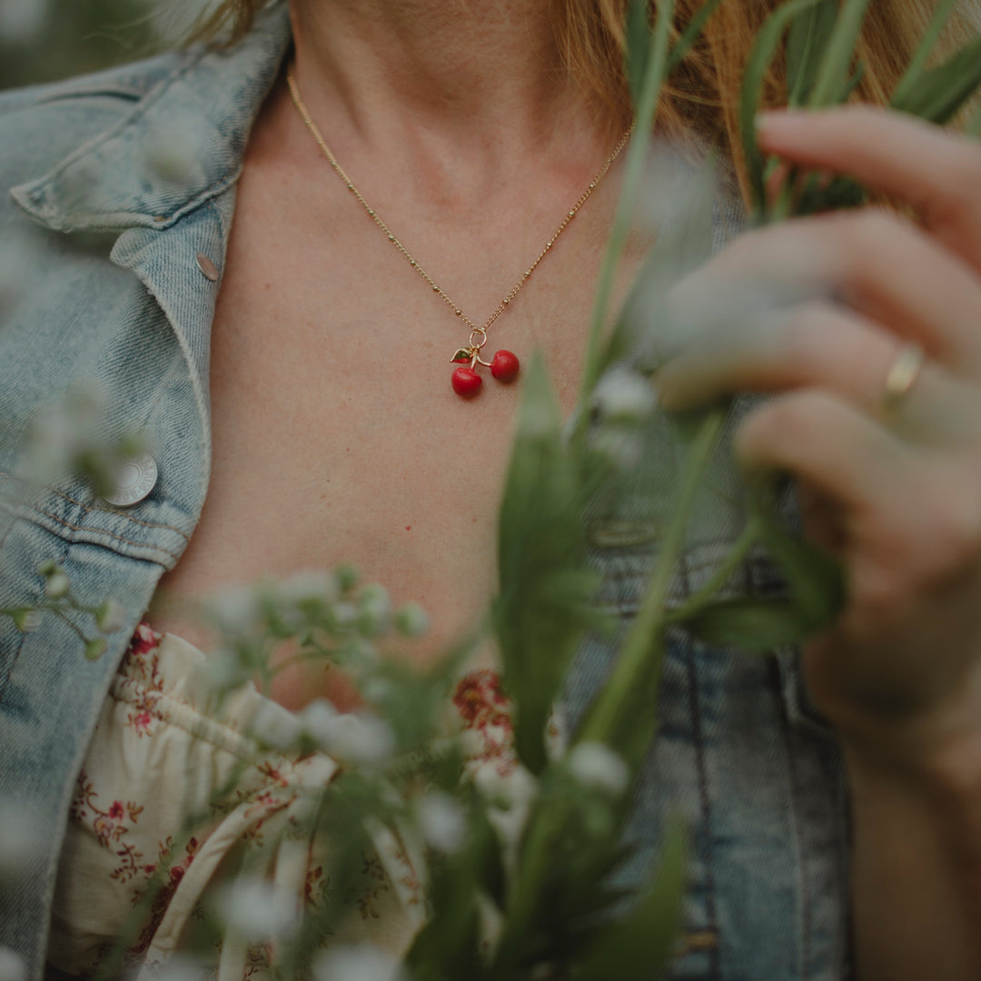 Cherry Necklace Selenichast 