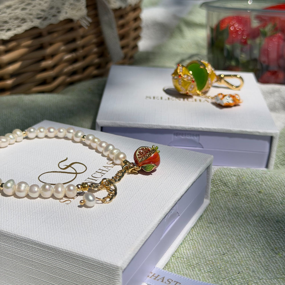 Selenichast Pomegranate Pearl Bracelet