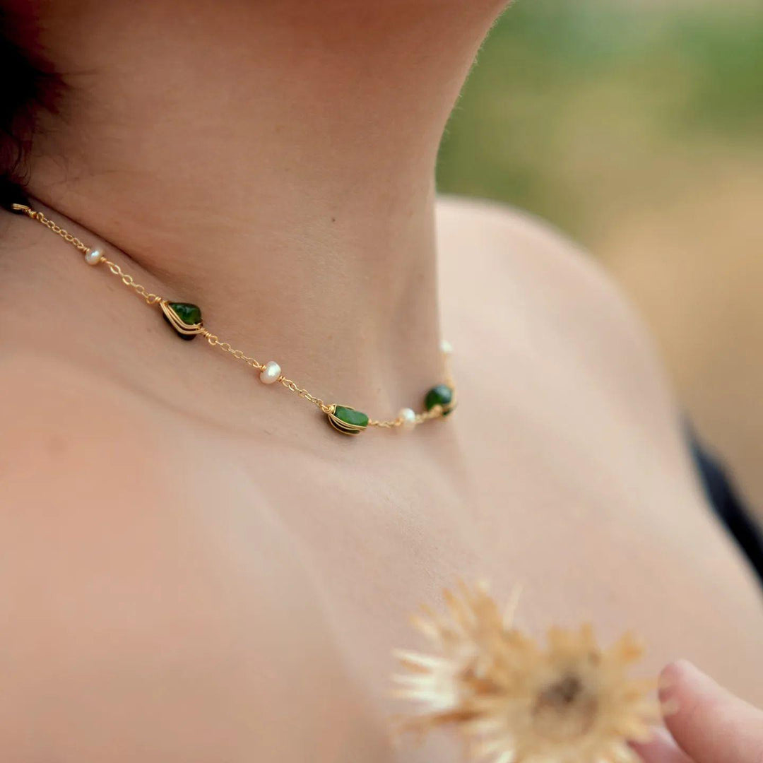 Collar de cuentas de curación de la estación de cristal