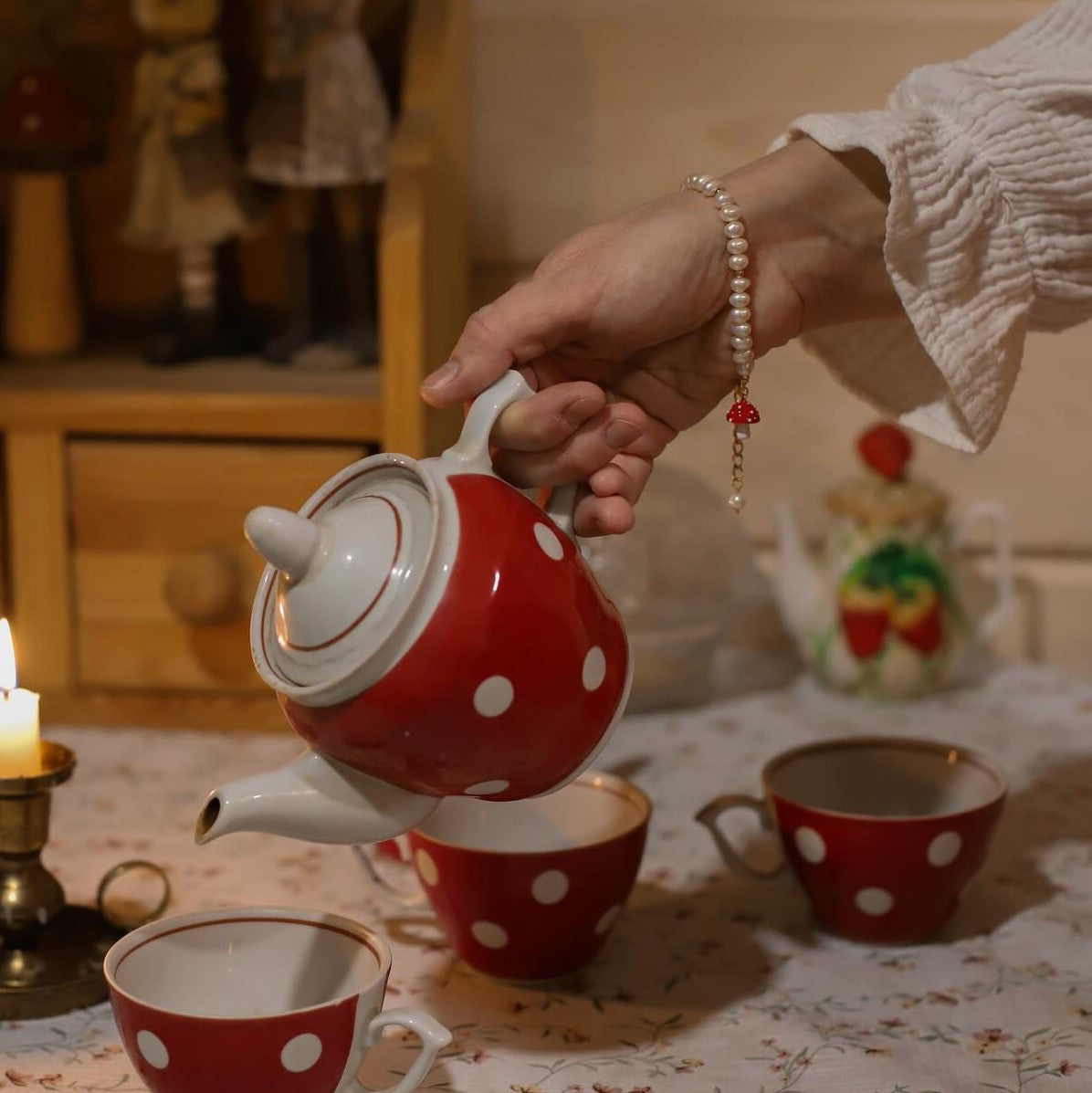 Mushroom Pearls Bracelet