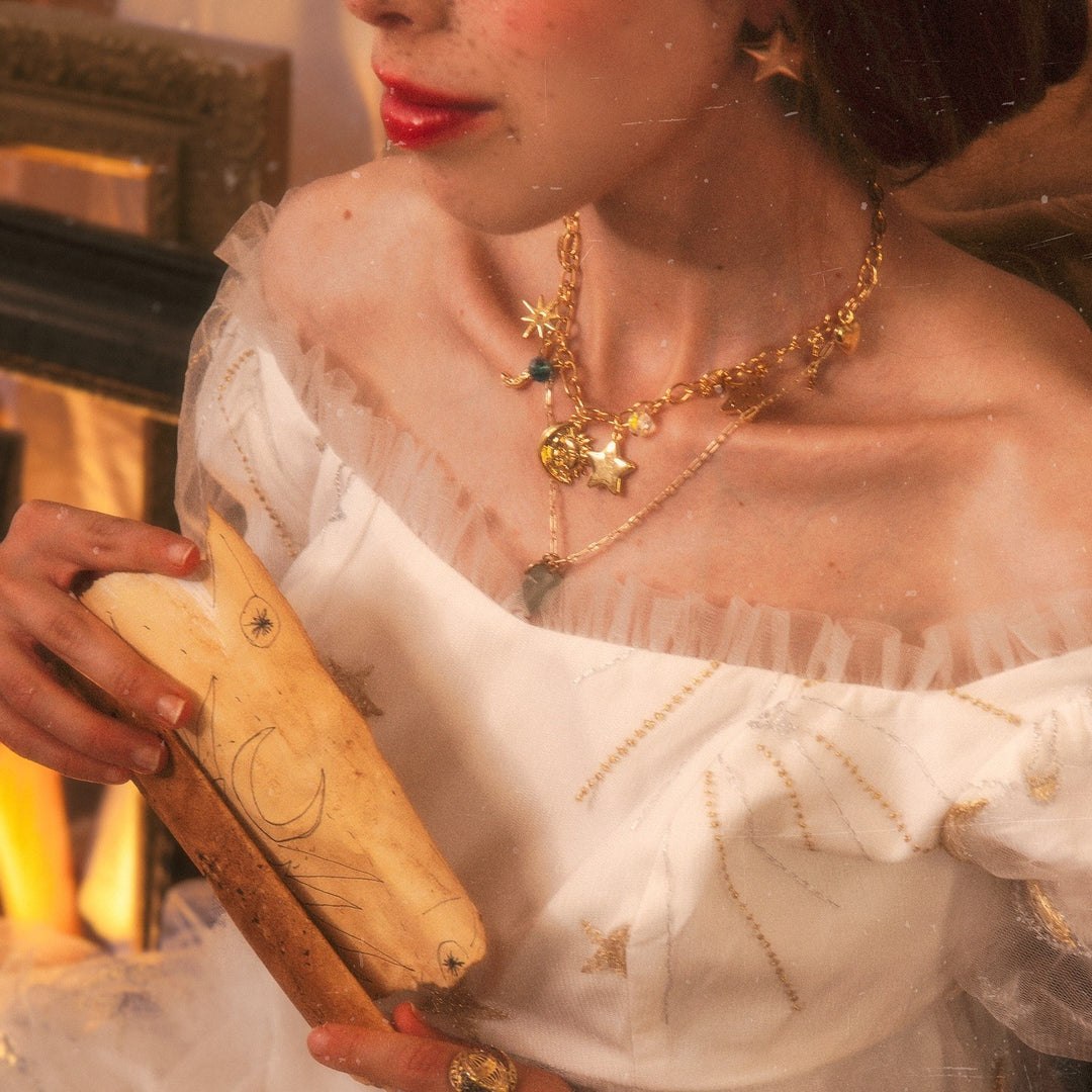 Collar de encanto de la estrella de la luna