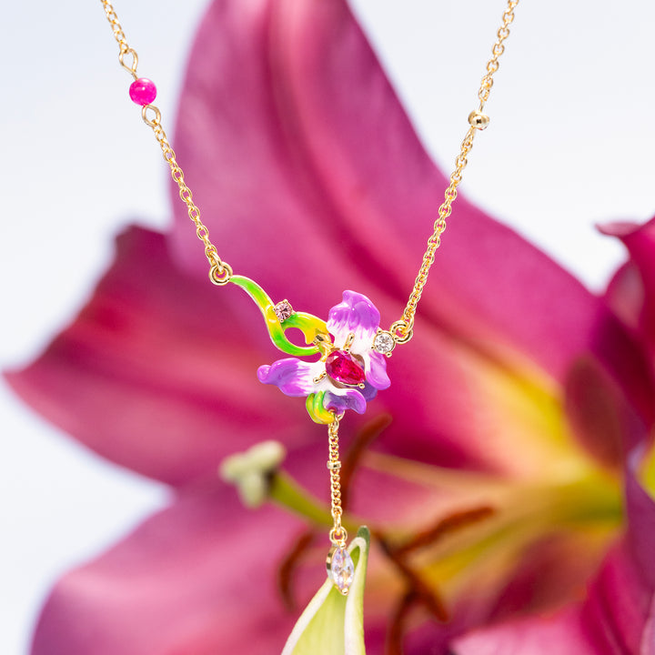 Iris Necklace