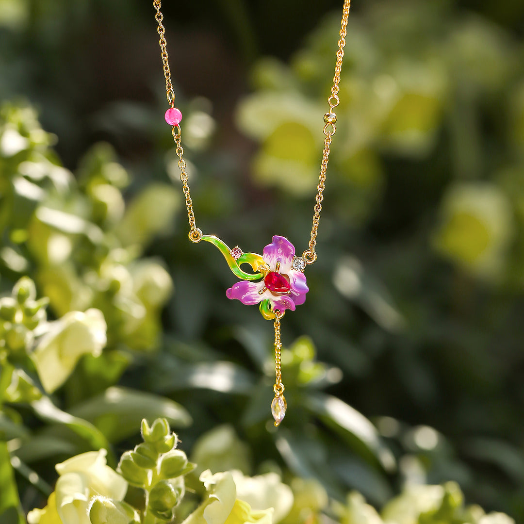 Iris Necklace