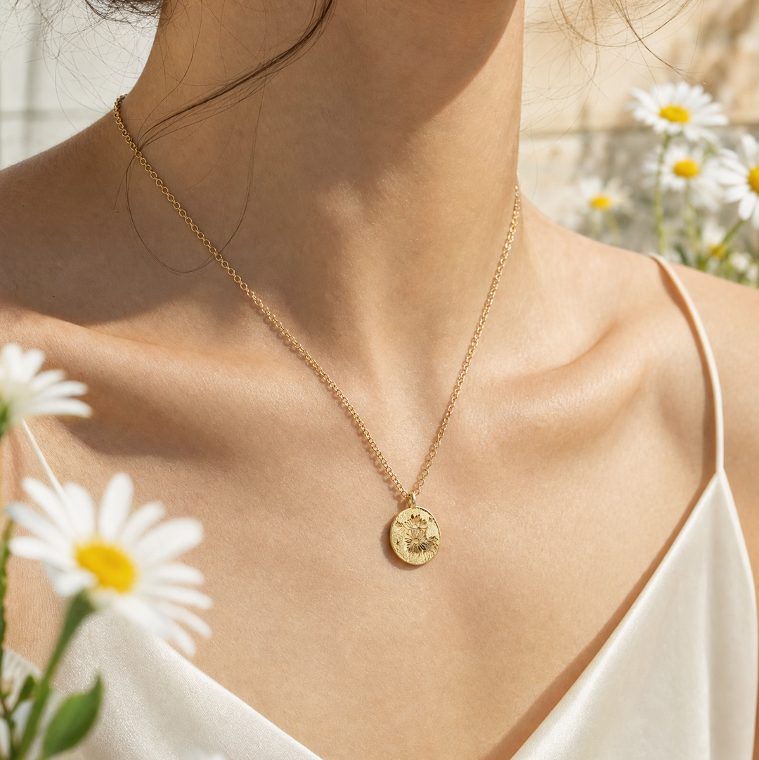 Daisy Necklace - April Birth Flower