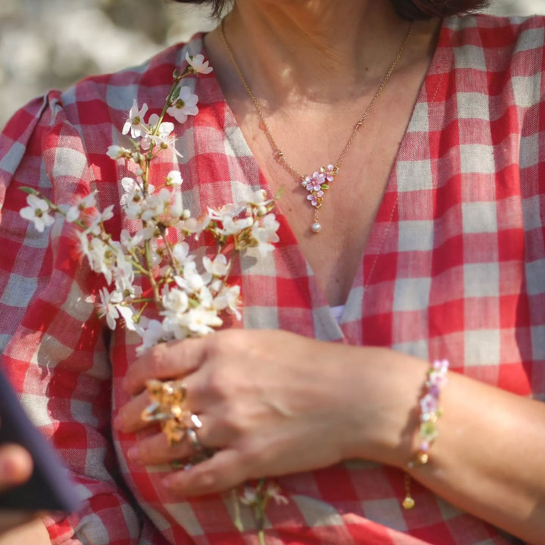 Selenichast Sakura Necklace 
