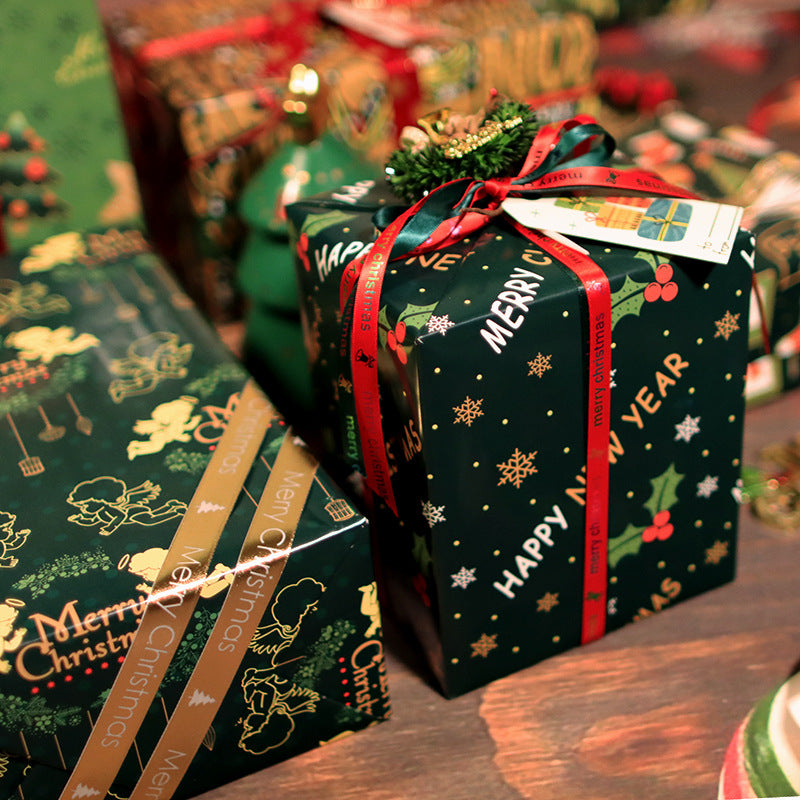 Green Christmas Gift Wrapping