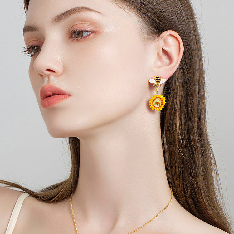 Sunflower & Bee Chic Earrings 