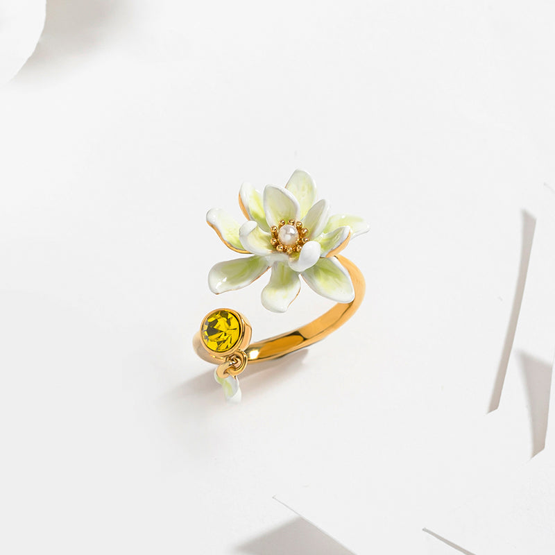 gardenia diamond ring