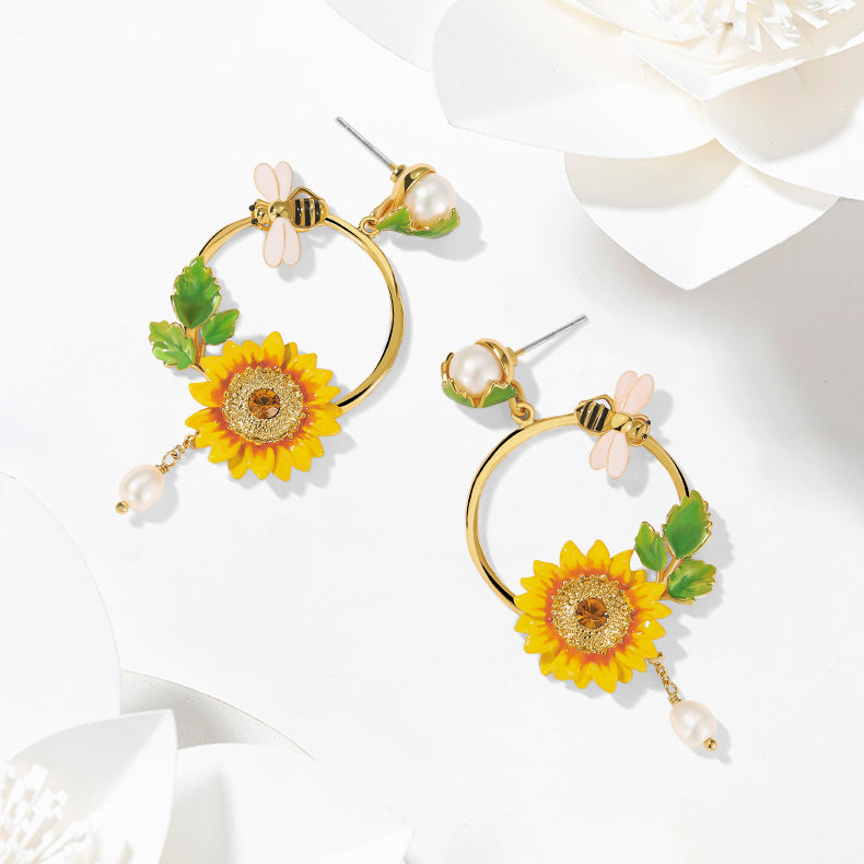Sunflower & Bee Pearl Earrings