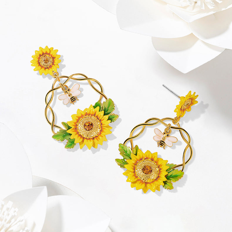 Sunflower & Bee 18k Gold Earrings