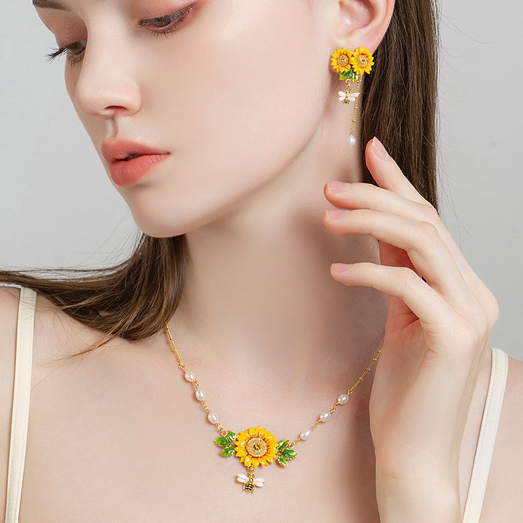 Sunflower & Bee Gold Earrings