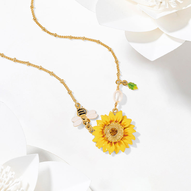 Sunflower & Bee Station Necklace