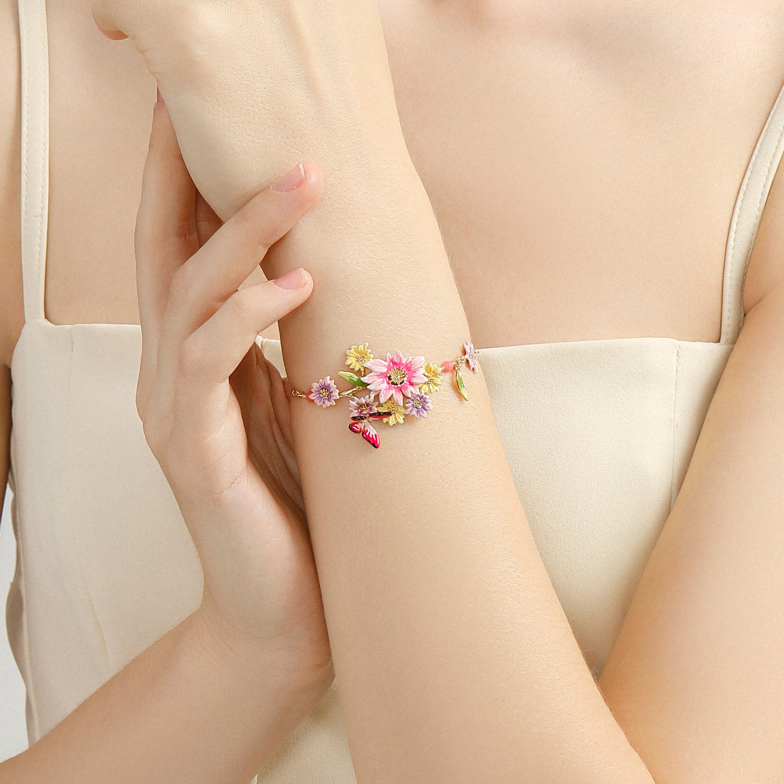 Butterfly Love Flower Gold Bracelet