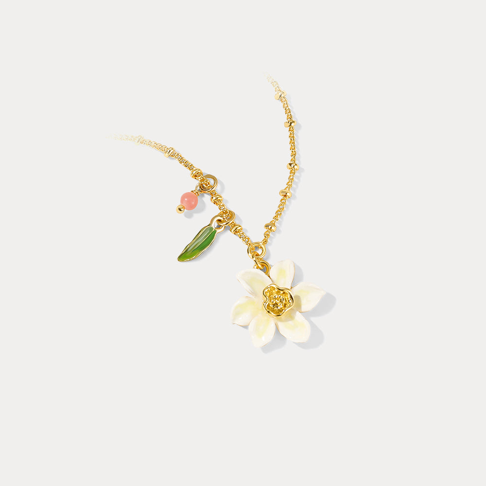 Daffodils Nature Necklace