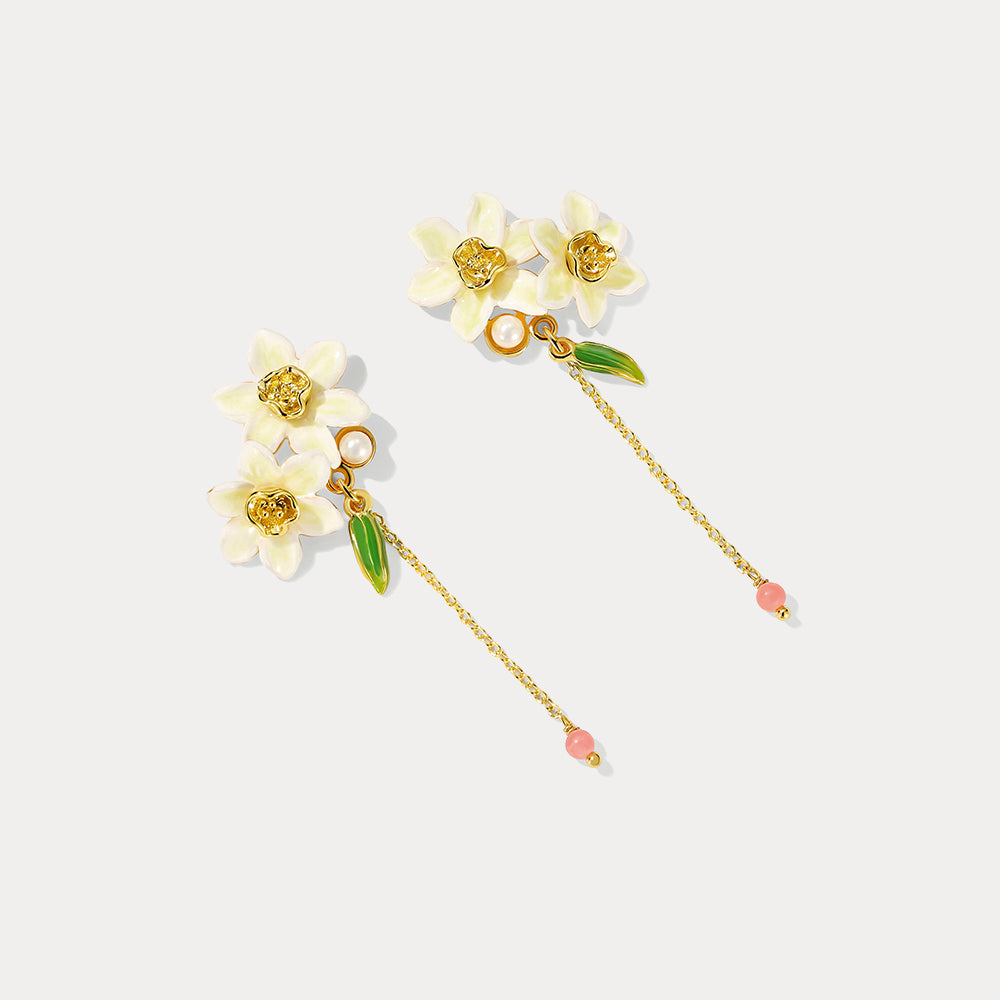 Gold Daffodils Leaf Earrings