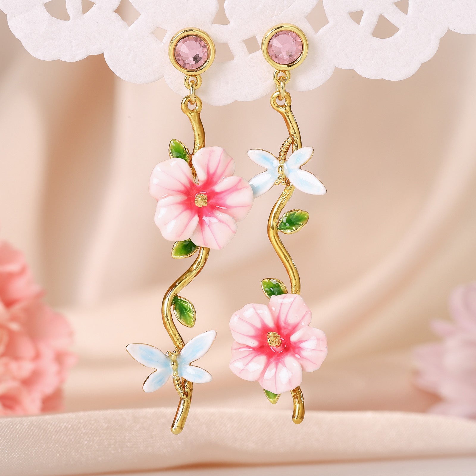 Selenichast hibiscus earrings 1