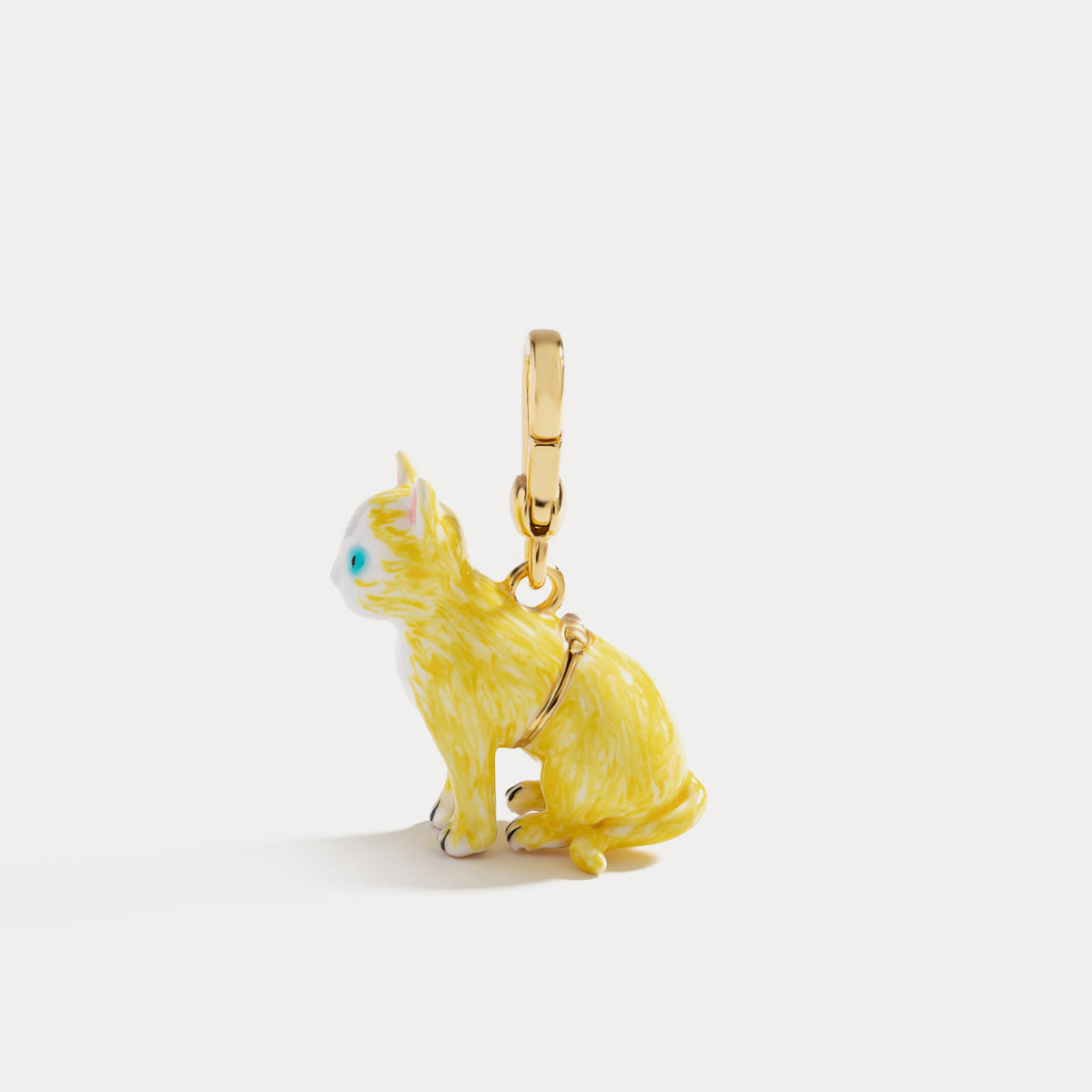 yellow cat pendant necklace