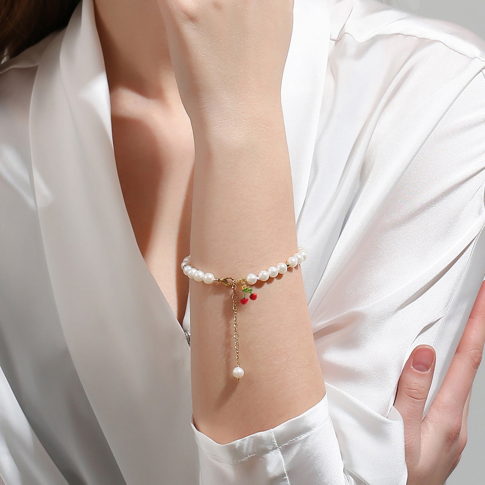 Gold Cherry Pearl Bracelet