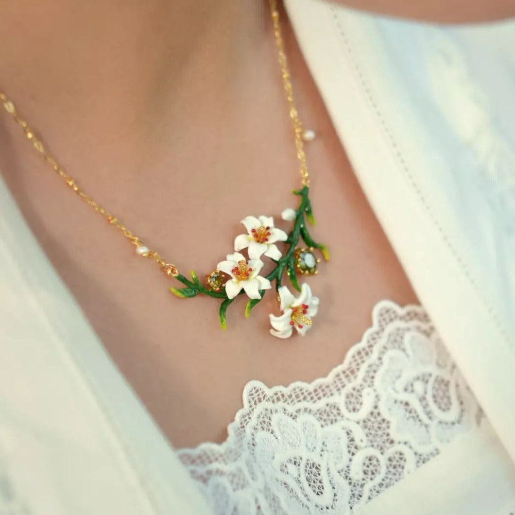 Selenichast Lily Necklace