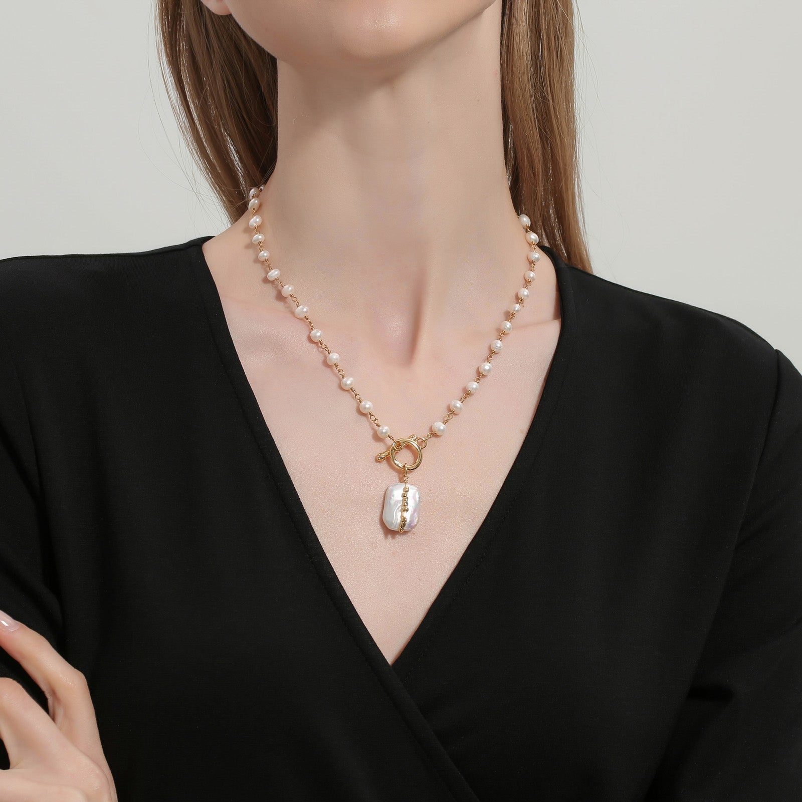 baroque pearl gold necklace