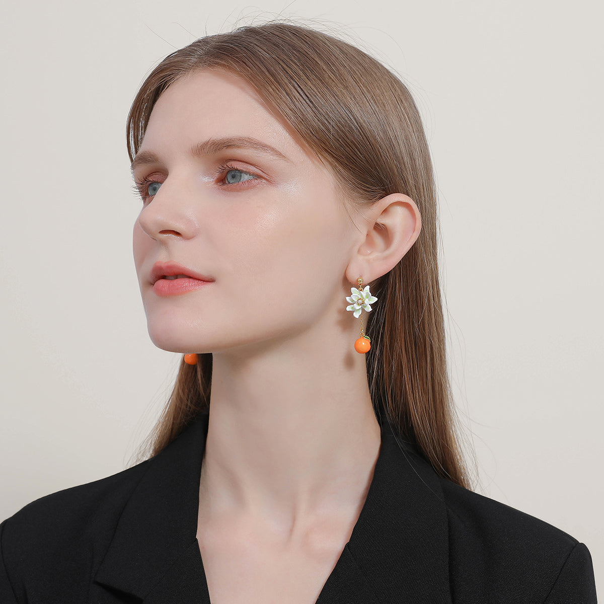 citrus gardenia gold stud earrings