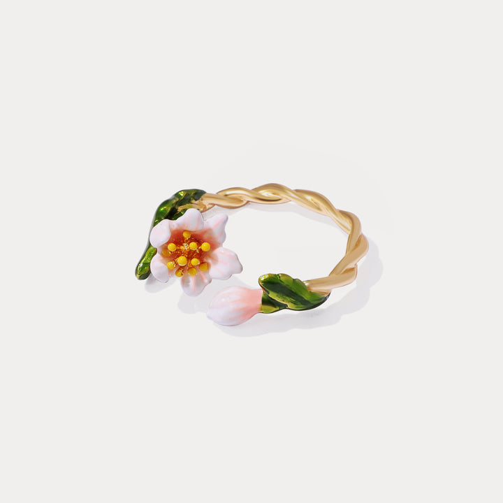 Lily Ring