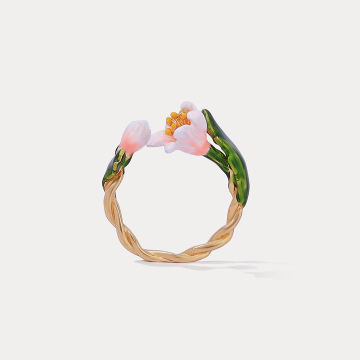 Lily Ring