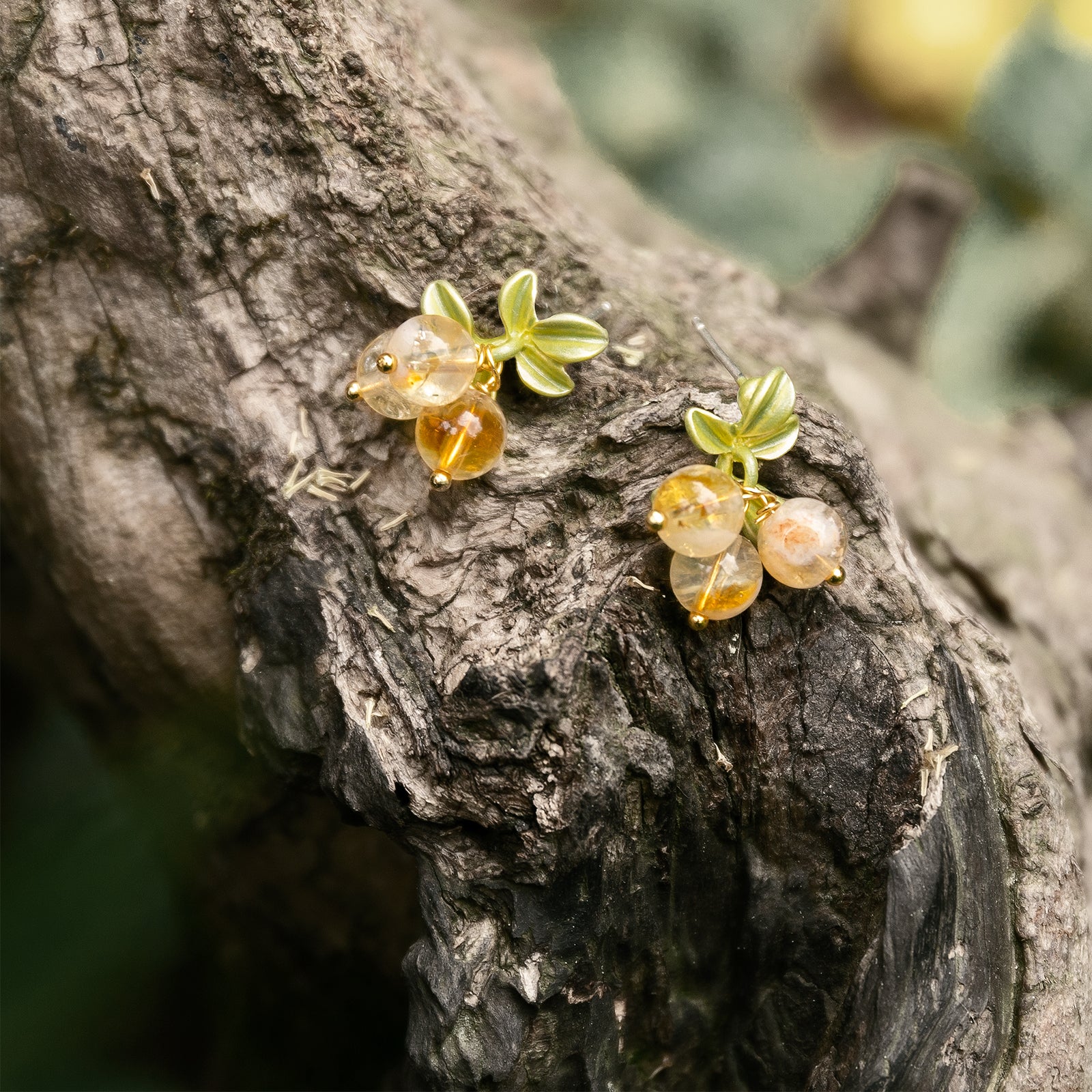 Gooseberry Nature Stud Earrings