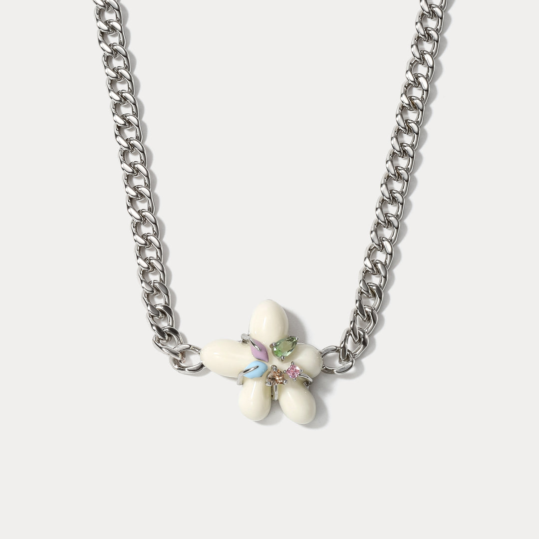 Selenichast Cream Flower Necklace