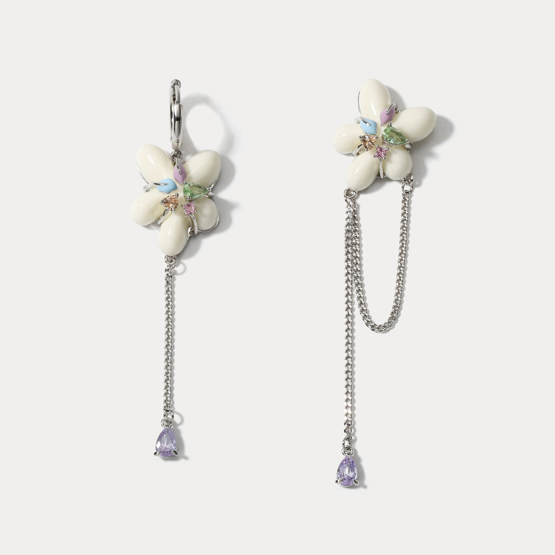 Selenichast Cream Flower Earrings