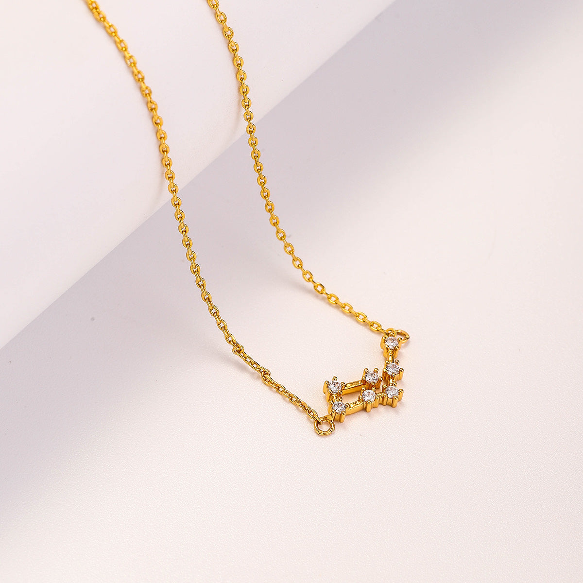 Aquarius Constellation Diamond Pendant Luxurious Necklace