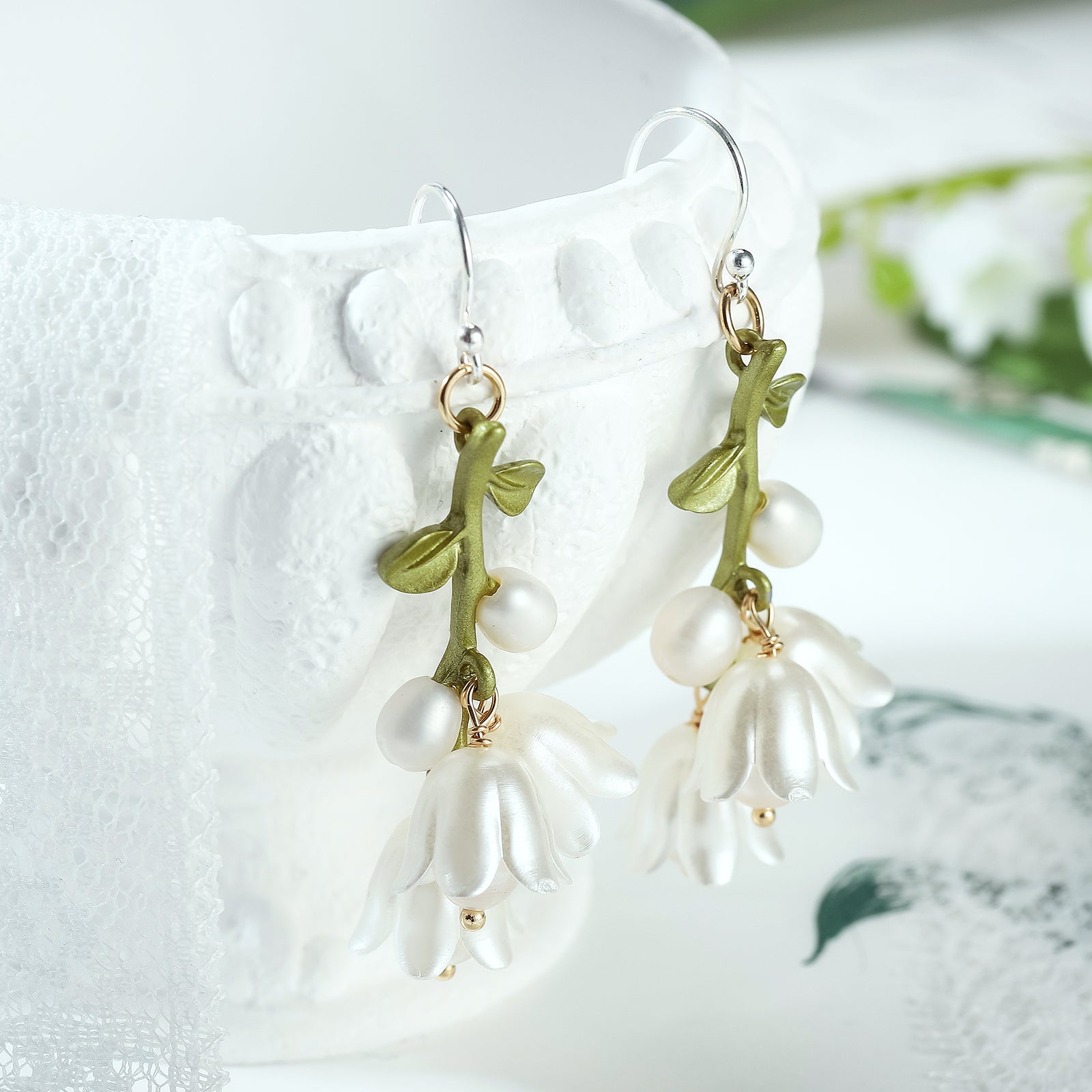 Lily Of The Valley 18k Gold Earrings