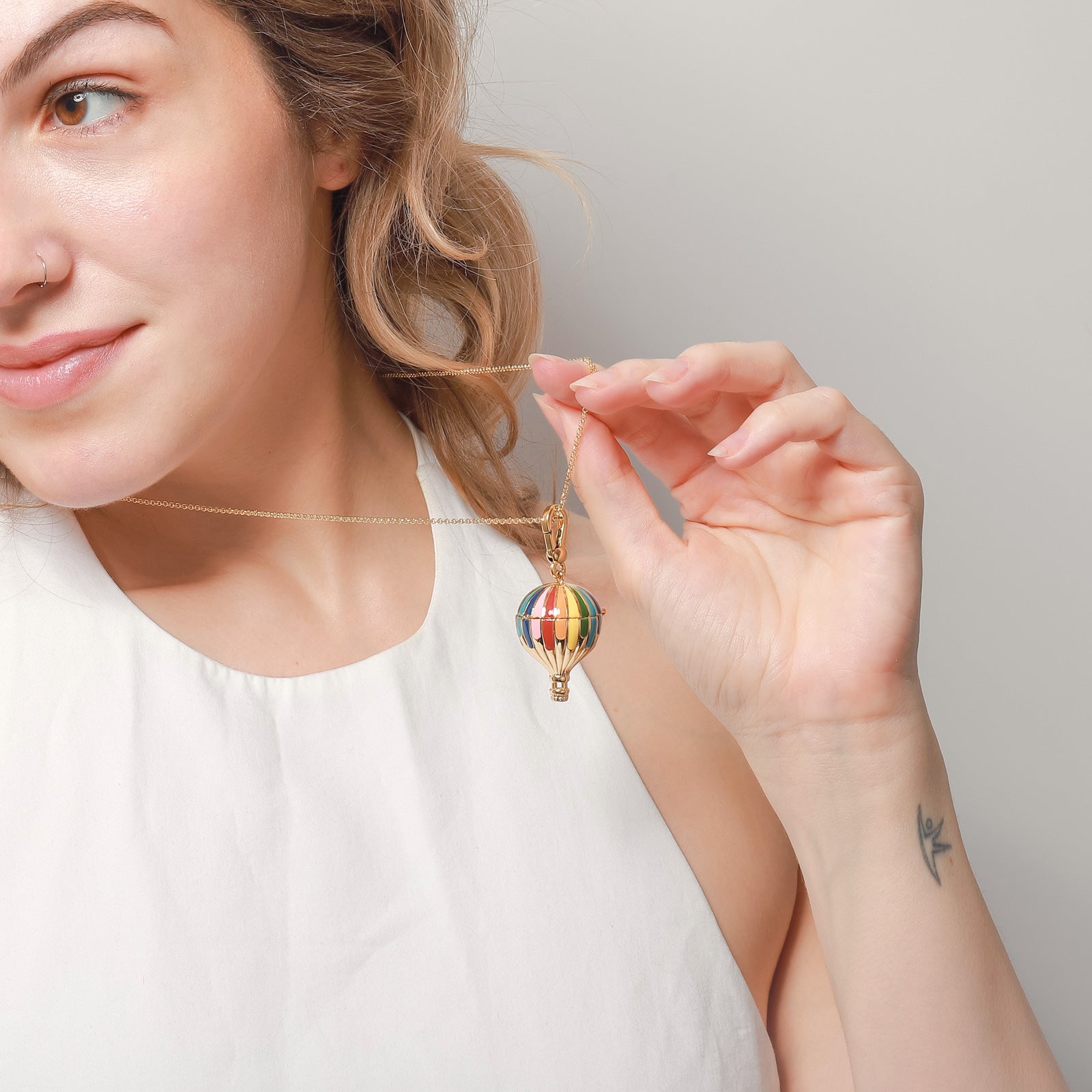 hot air balloon long pendant necklace