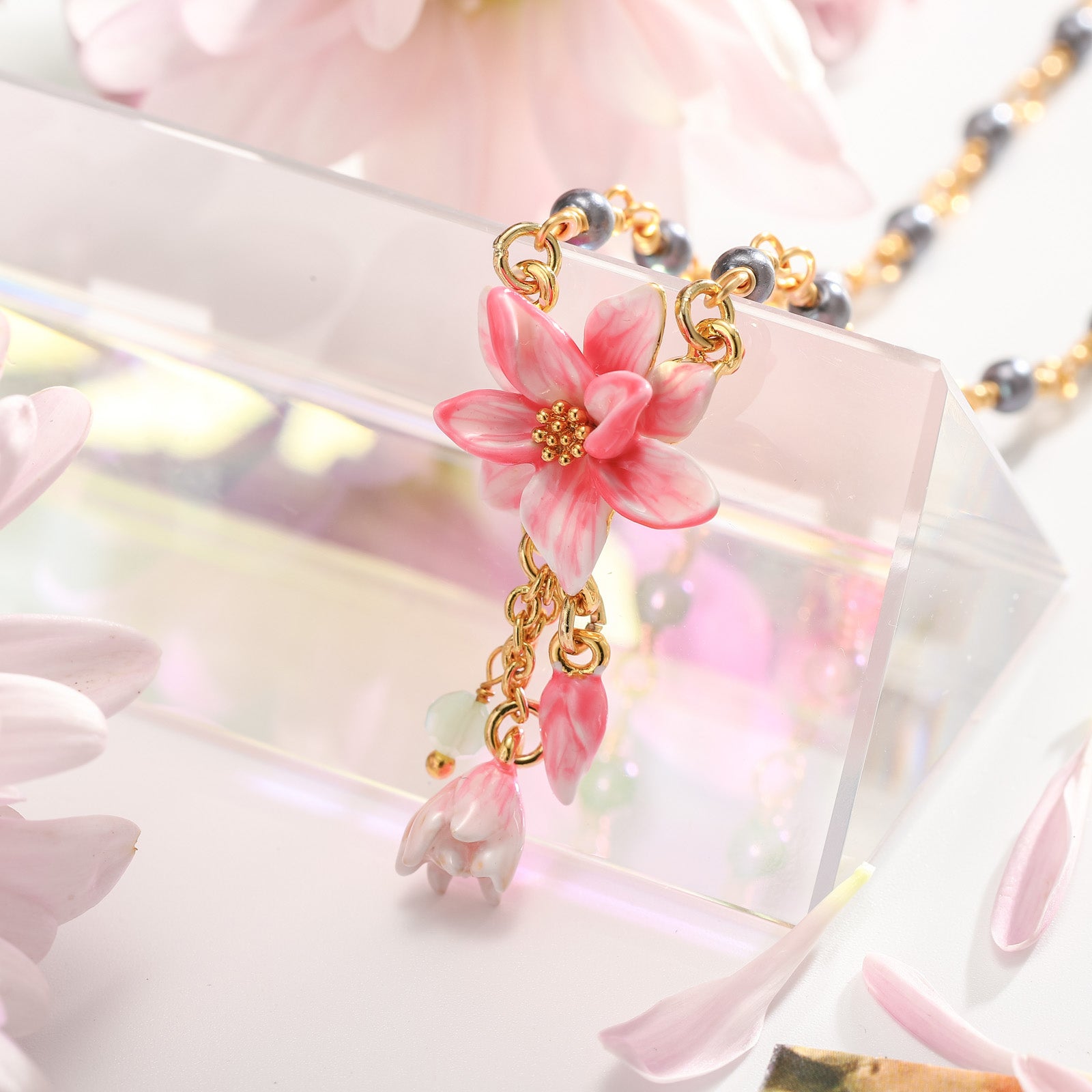 magnolia flower necklace