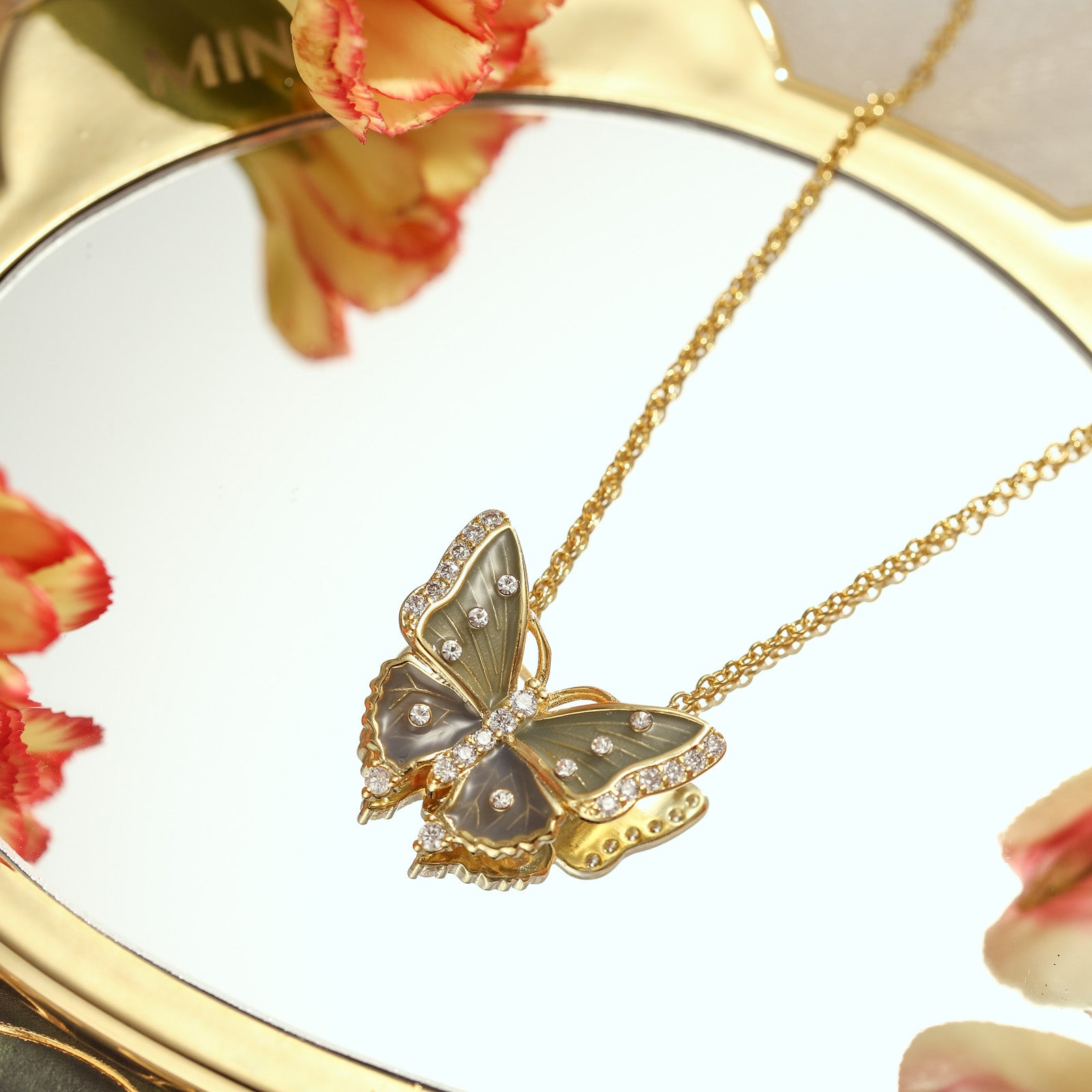 butterfly pendant chic necklace