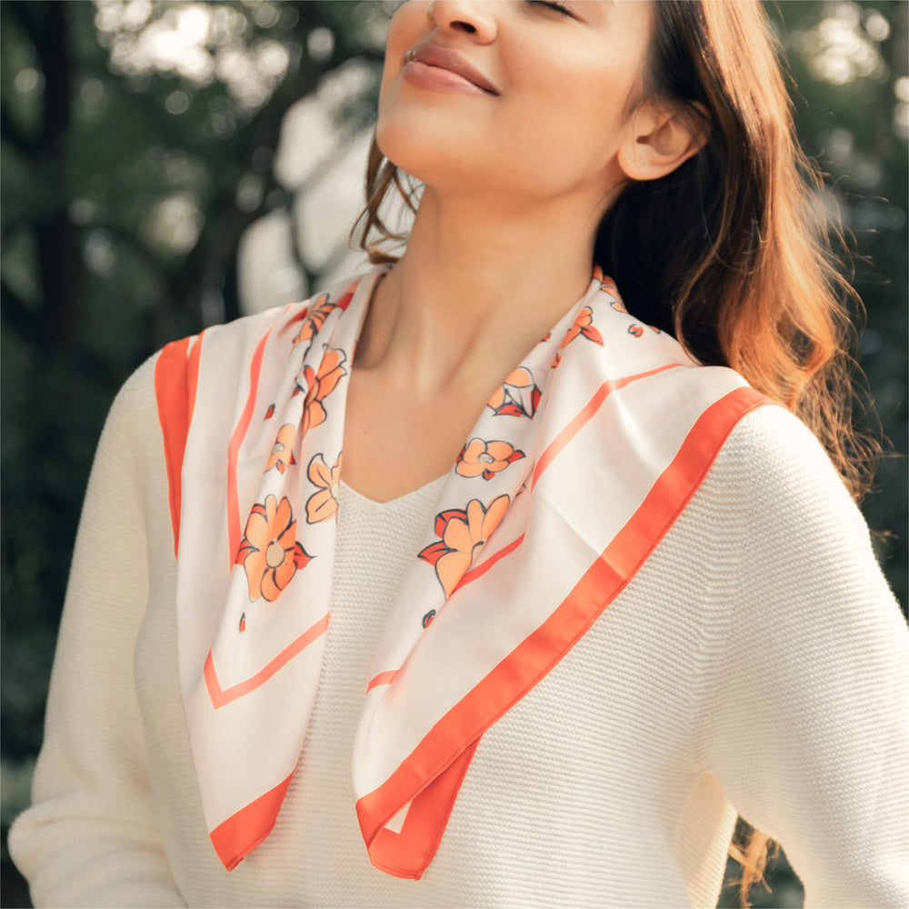 Bloom Neck Square Scarf