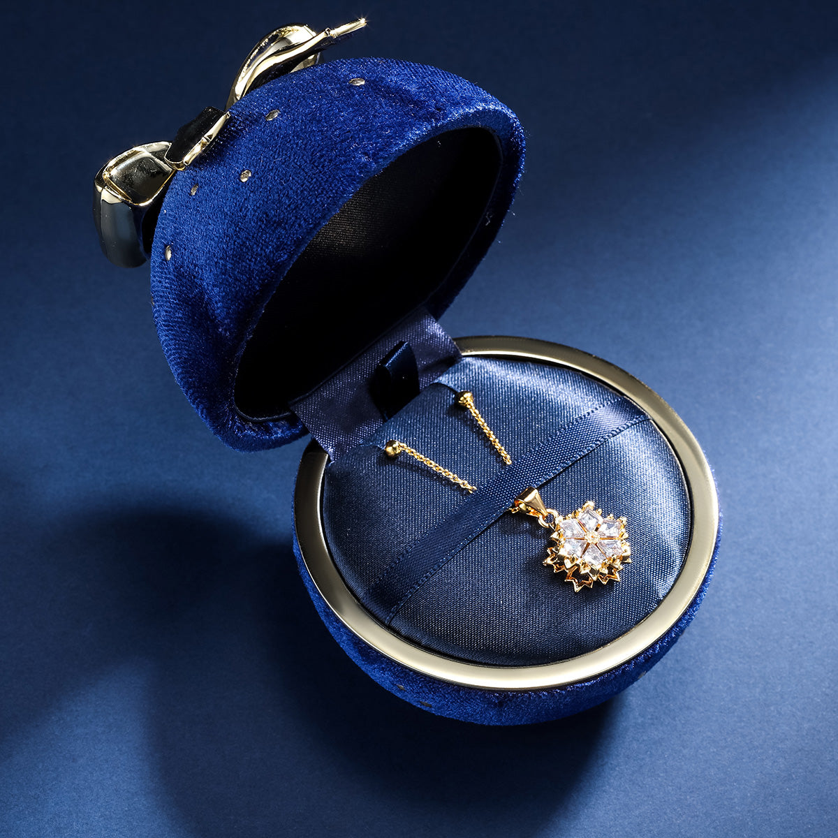 "Gift From The Stars" Necklace Vintage Velvet Gift Box