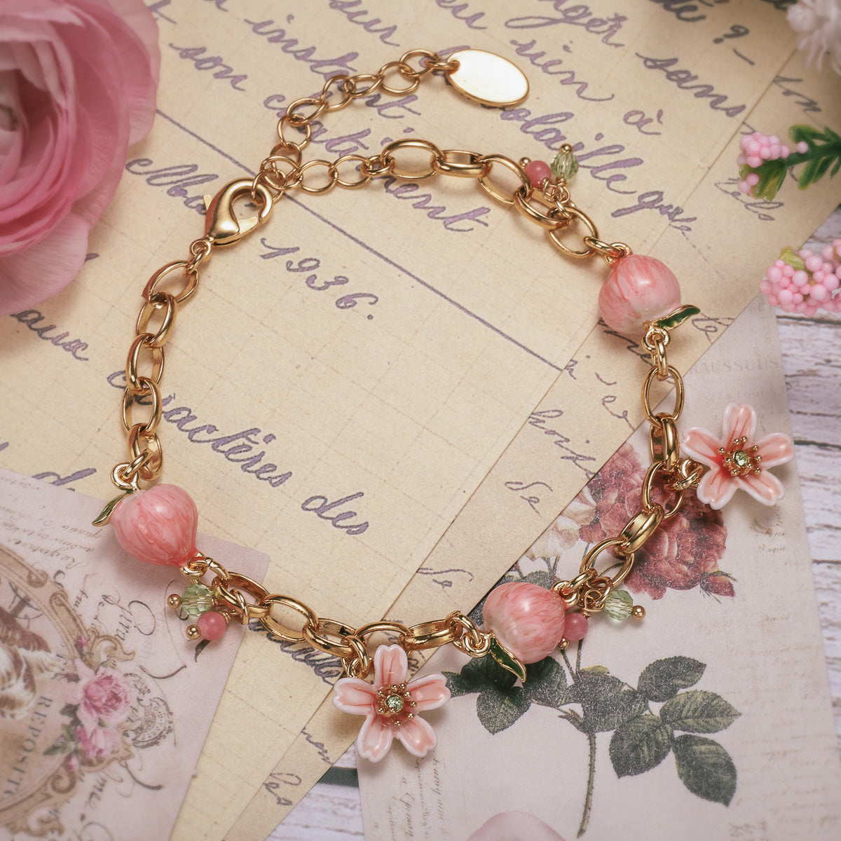 peach blossom chain bracelet