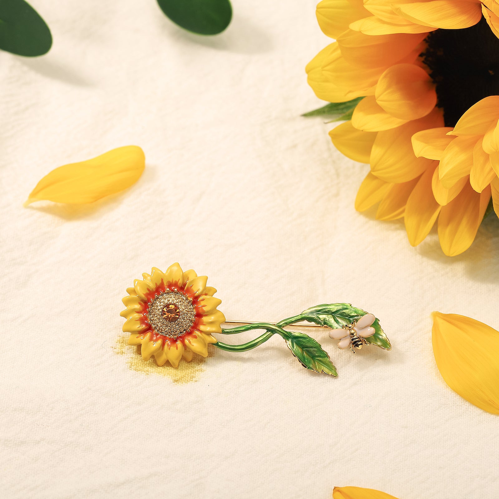 Sunflower & Bee Nature Brooch