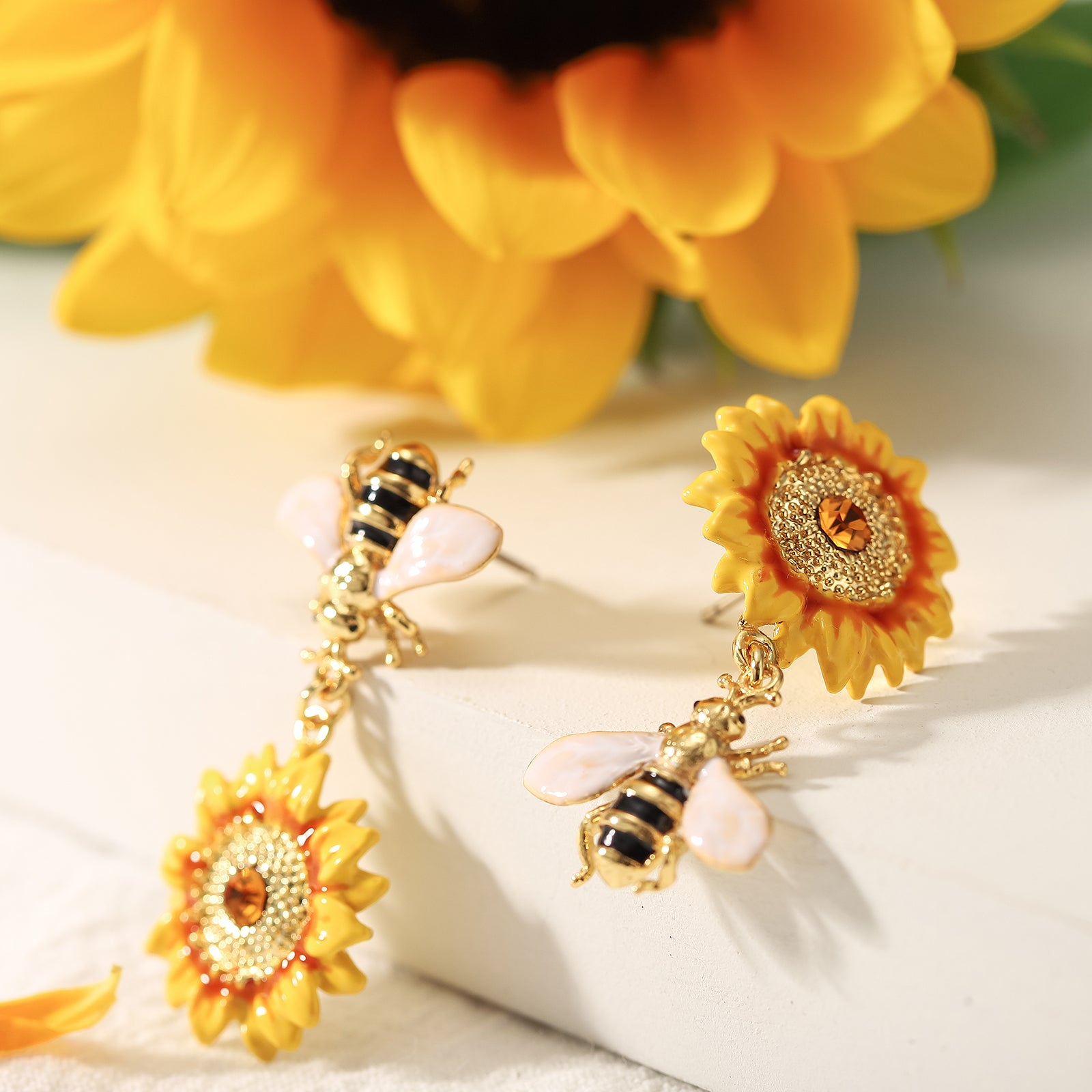 Sunflower & Bee Nature Earrings