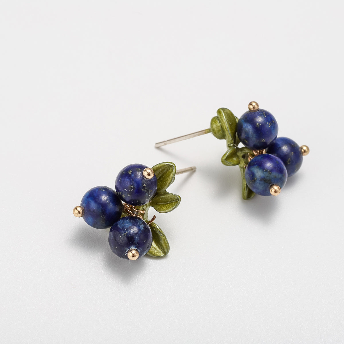blueberry leaves stud earrings