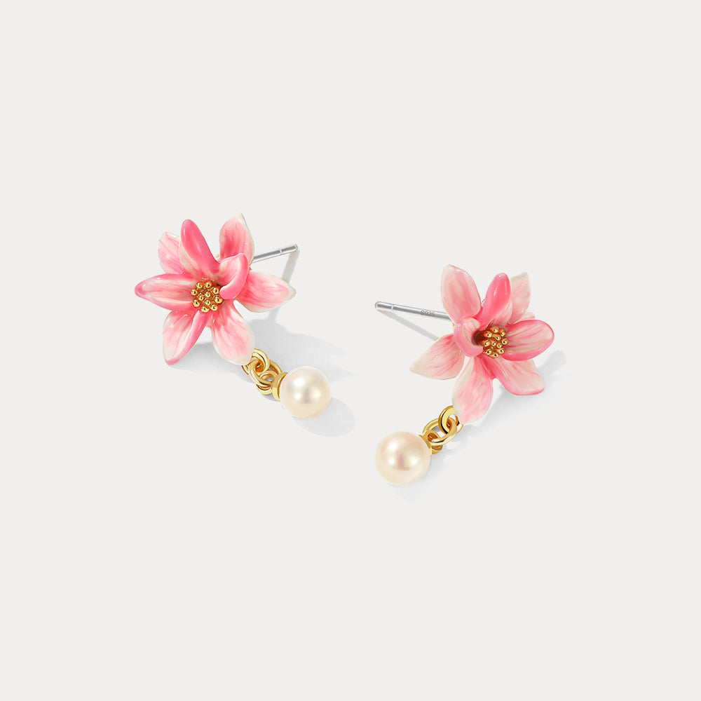 magnolia gold earrings