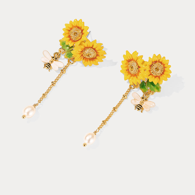 Vintage Sunflower & Bee Earrings