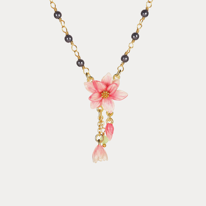 magnolia chain necklace