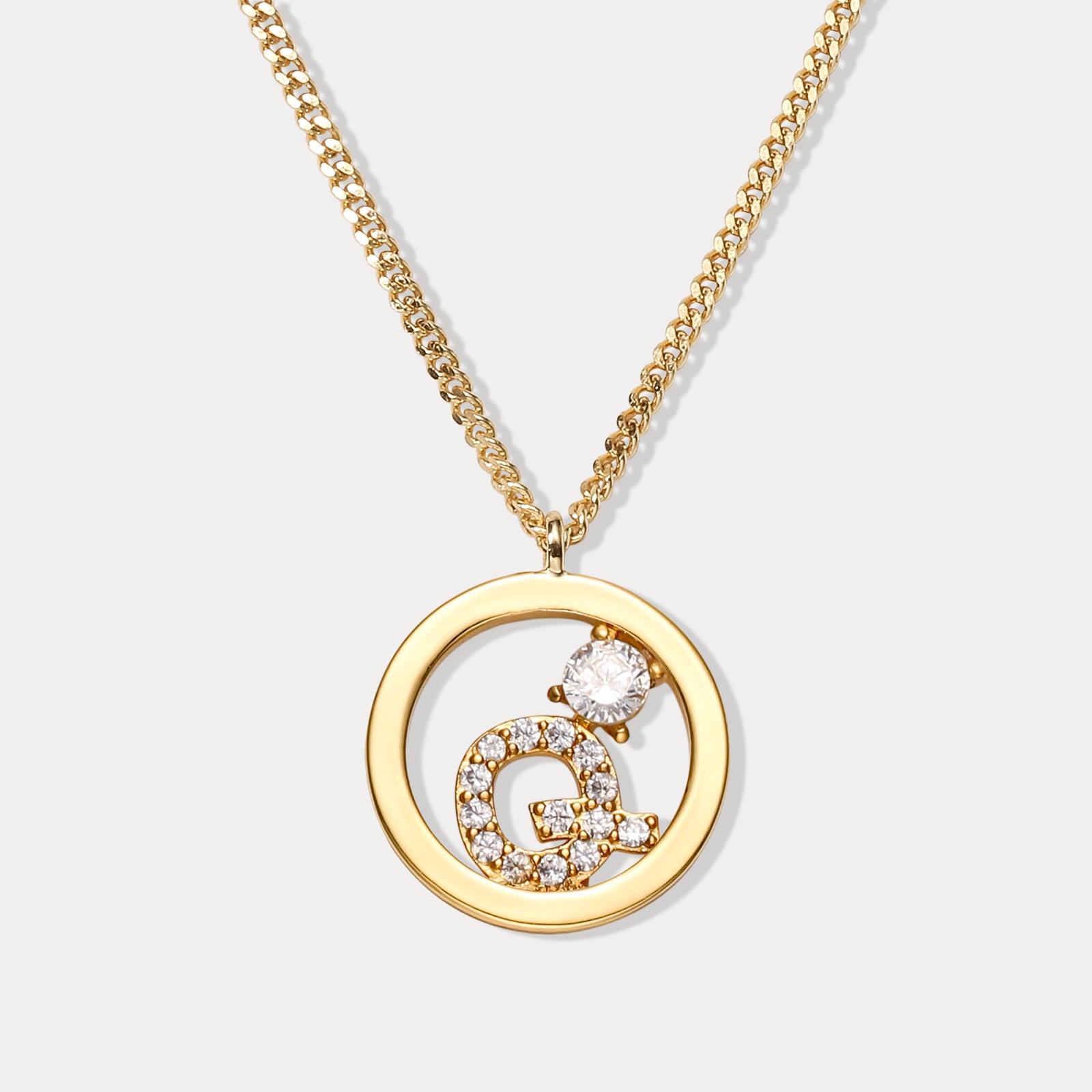 Diamond Letter Q Chain Necklace
